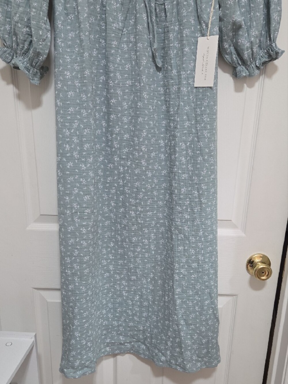*NWT* Dusty Blue Floral Tie-Front Maxi - WORTH COLLECTIVE - Maternity Friendly ! - Picture 2 of 5